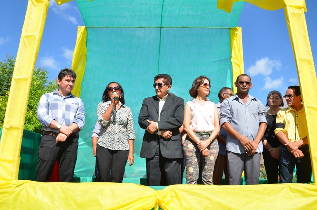 Depois de Muitos Anos Prefeitura Volta a Realizar Desfile Cívico Escolar - Imagem 208