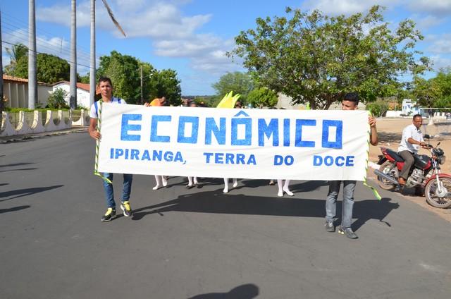 Depois de Muitos Anos Prefeitura Volta a Realizar Desfile Cívico Escolar - Imagem 142