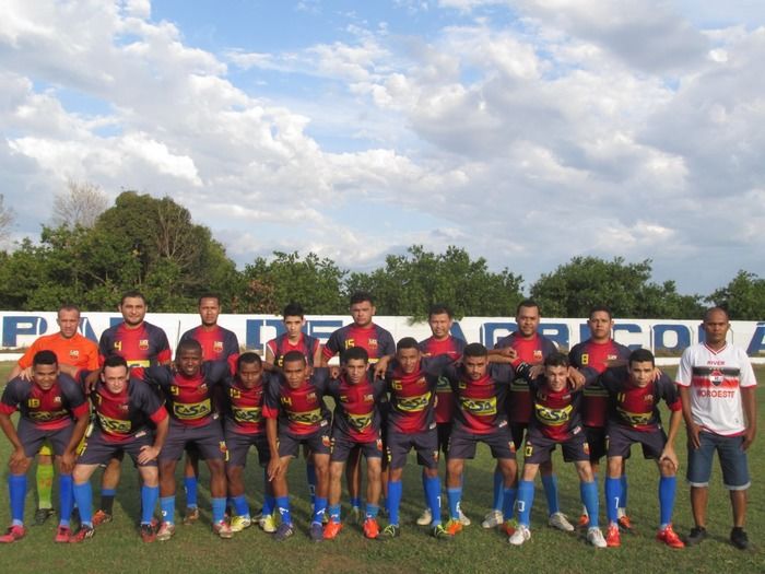 Em Amistoso o time do Coordenador de esporte Luiz vence o time da Casa das Mangueiras  - Imagem 2