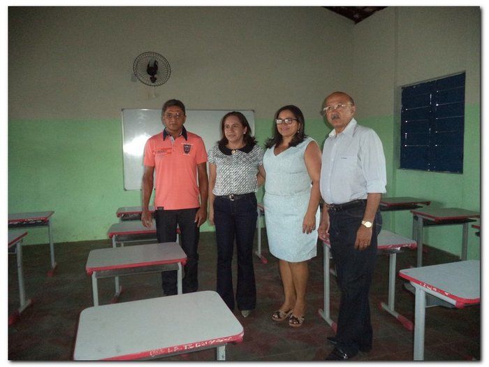 Dr. Moura faz reforma completa na Escola Arlindo Cipriano Leal - Imagem 64