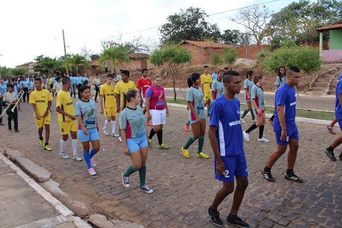 Desfile cívico de 7 de setembro reúne alunos e familiares e a comunidade em geral - Imagem 126