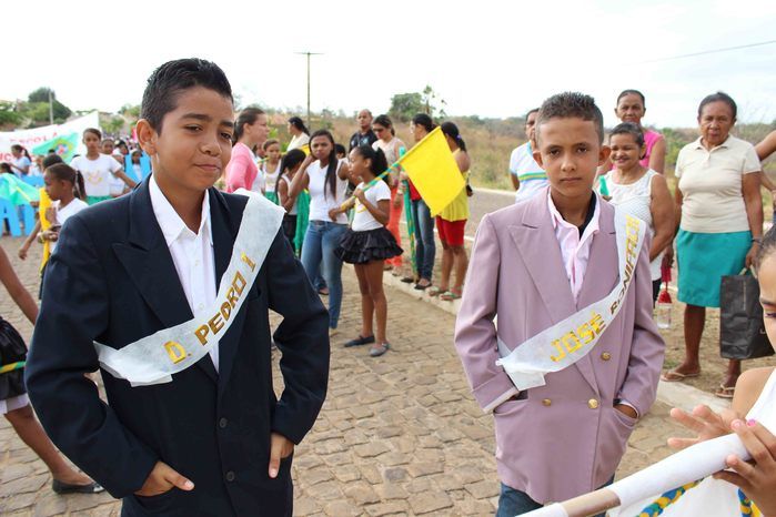 Desfile cívico de 7 de setembro reúne alunos e familiares e a comunidade em geral - Imagem 9