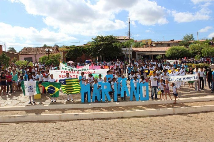Desfile cívico de 7 de setembro reúne alunos e familiares e a comunidade em geral - Imagem 223