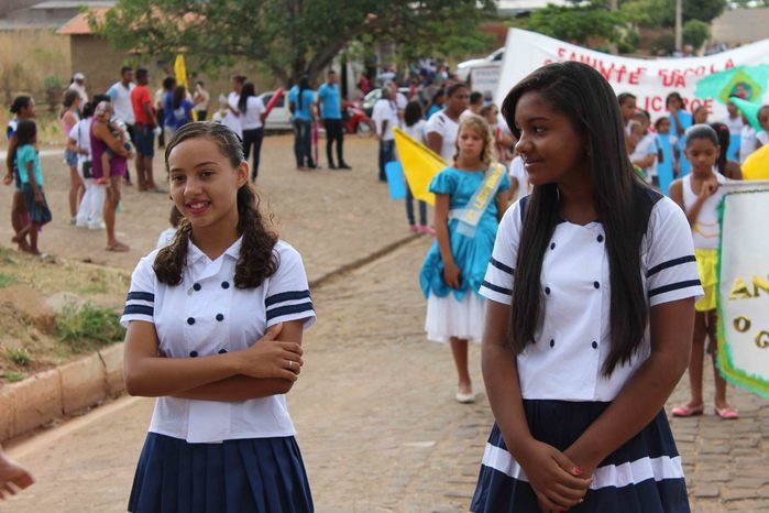 Desfile cívico de 7 de setembro reúne alunos e familiares e a comunidade em geral - Imagem 11