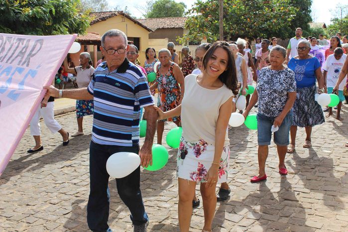 Desfile cívico de 7 de setembro reúne alunos e familiares e a comunidade em geral - Imagem 148