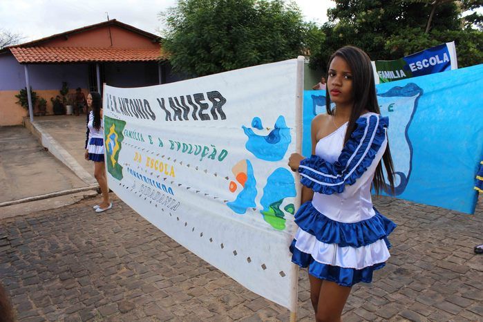 Desfile cívico de 7 de setembro reúne alunos e familiares e a comunidade em geral - Imagem 83