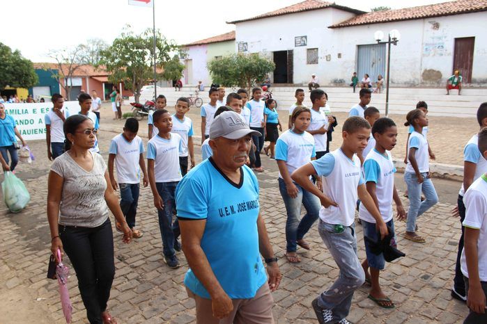 Desfile cívico de 7 de setembro reúne alunos e familiares e a comunidade em geral - Imagem 161