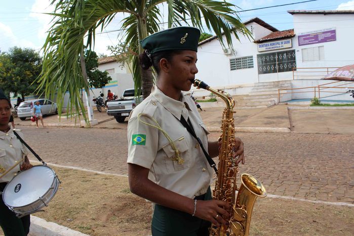 Desfile cívico de 7 de setembro reúne alunos e familiares e a comunidade em geral - Imagem 151