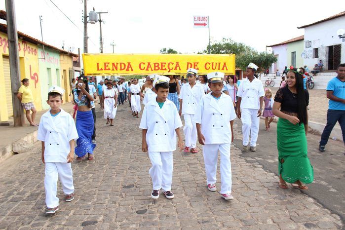 Desfile cívico de 7 de setembro reúne alunos e familiares e a comunidade em geral - Imagem 159
