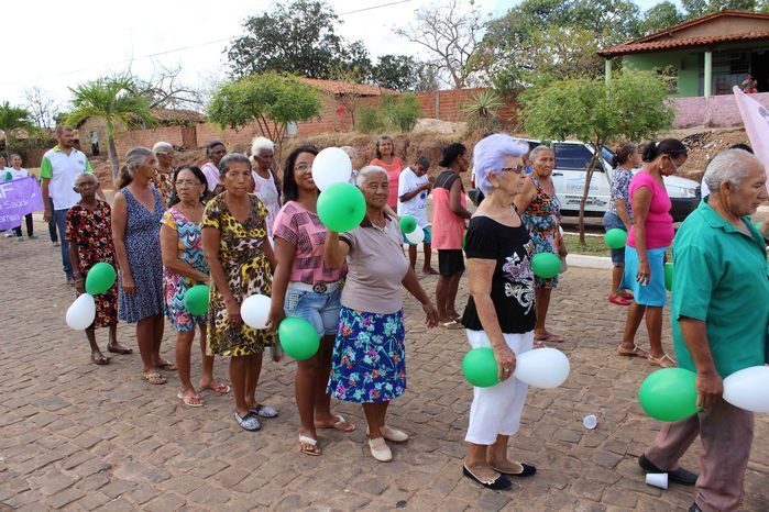 Desfile cívico de 7 de setembro reúne alunos e familiares e a comunidade em geral - Imagem 139