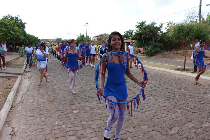 Desfile cívico de 7 de setembro reúne alunos e familiares e a comunidade em geral - Imagem 121