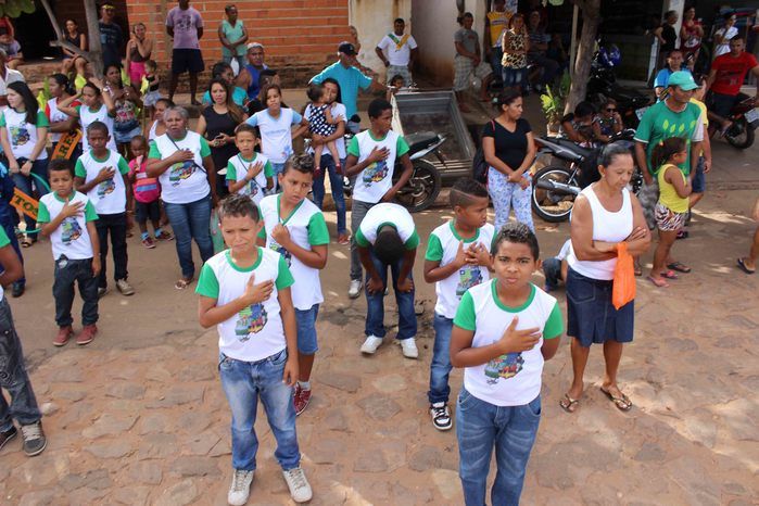 Desfile cívico de 7 de setembro reúne alunos e familiares e a comunidade em geral - Imagem 247