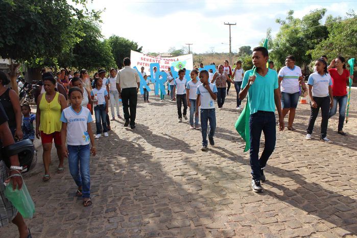 Desfile cívico de 7 de setembro reúne alunos e familiares e a comunidade em geral - Imagem 32