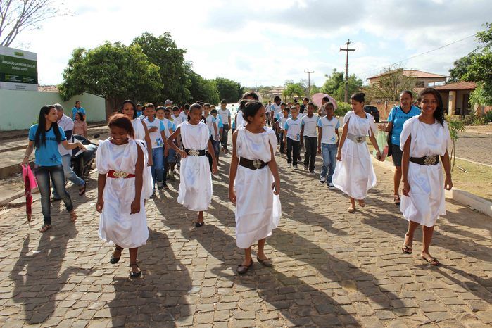 Desfile cívico de 7 de setembro reúne alunos e familiares e a comunidade em geral - Imagem 56