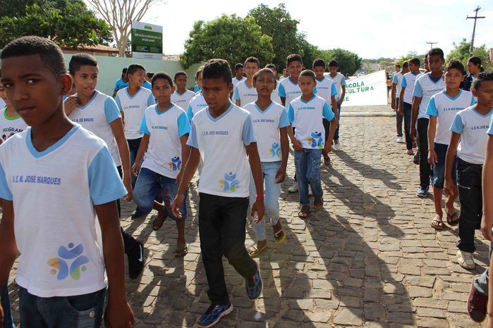 Desfile cívico de 7 de setembro reúne alunos e familiares e a comunidade em geral - Imagem 58