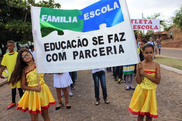Desfile cívico de 7 de setembro reúne alunos e familiares e a comunidade em geral - Imagem 86