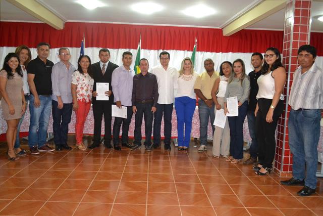 Conselheiros tutelares de Pimenteiras são empossados. Fotos  - Imagem 27