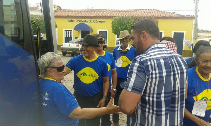 Participantes do programa “Olhar Bem” são recepcionados em Oeiras - Imagem 1