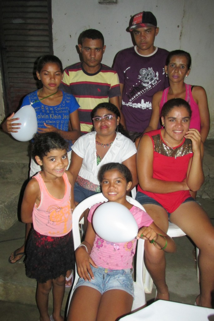 Dona Francisca comemora 69 anos ao lado de filhos e netos  - Imagem 28