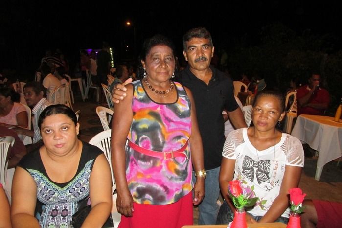 Dona Francisca comemora 69 anos ao lado de filhos e netos  - Imagem 5