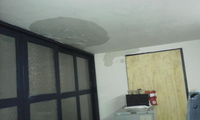 Água invade prédio do Emater e funcionários estão com medo - Imagem 9