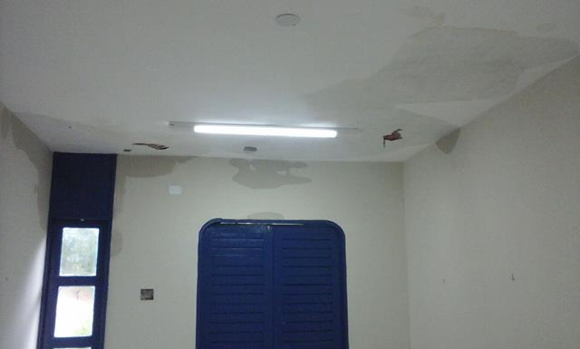 Água invade prédio do Emater e funcionários estão com medo - Imagem 5