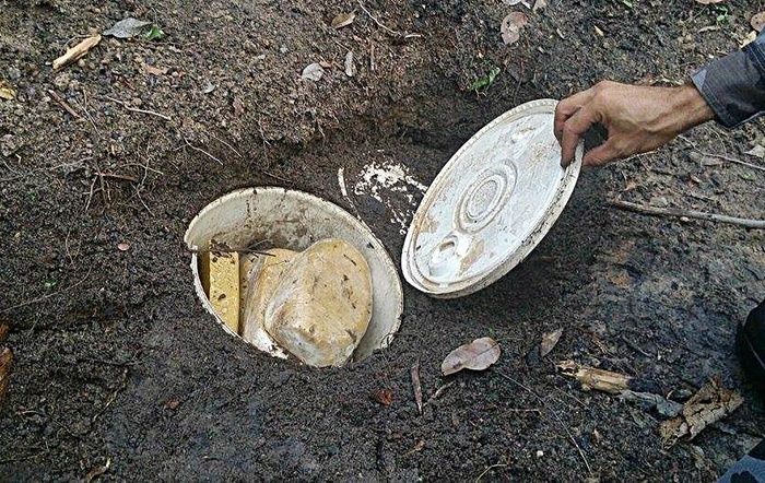 Força Tática de Parnaíba apreende 46 tabletes de crack enterrados - Imagem 6