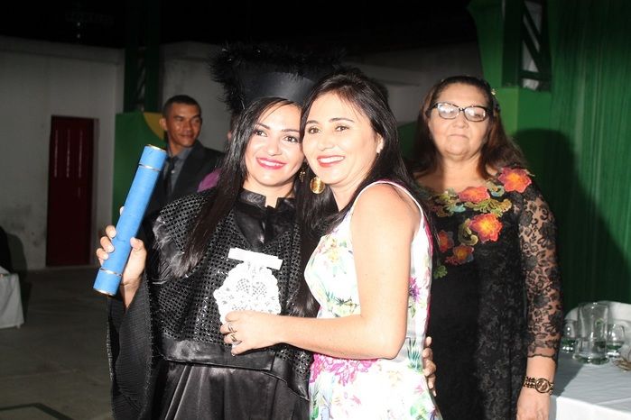 4 turmas de cursos técnicos do IFPI colam grau em Alegrete - Imagem 162