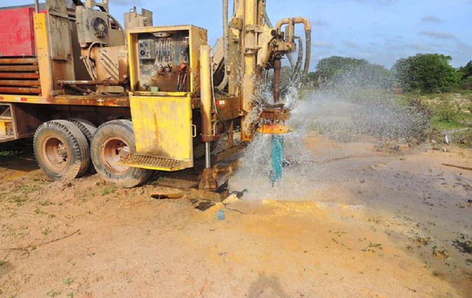 Projeto para perfuração de poços em comunidades já é realidade