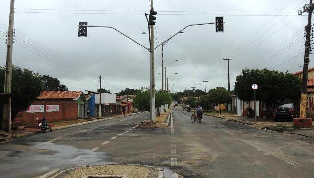 Semáforos garantem fluidez e segurança no transito de Água Branca - Imagem 2