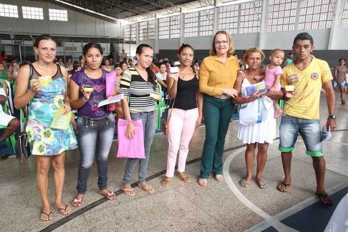  6 mil famílias de Miguel Alves recebem beneficio do programa bolsa - Imagem 20