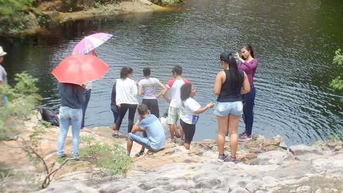 Alunos da UFPI visitam pinturas rupestres em Dom Expedito Lopes - Imagem 41