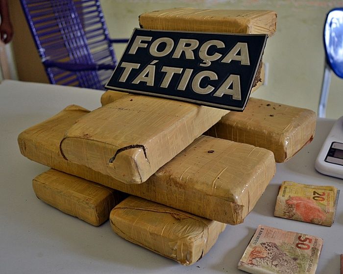 Jovem é presa pela PM em Parnaíba com 5 Kg de maconha - Imagem 5