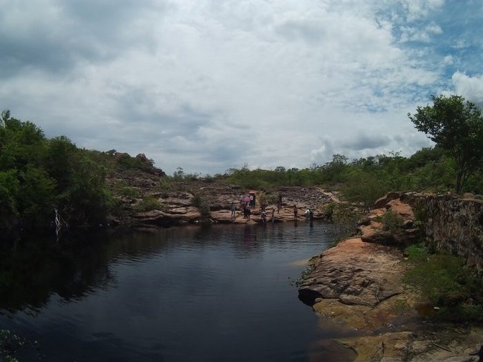 Alunos da UFPI visitam pinturas rupestres em Dom Expedito Lopes - Imagem 9