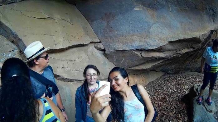 Alunos da UFPI visitam pinturas rupestres em Dom Expedito Lopes - Imagem 61