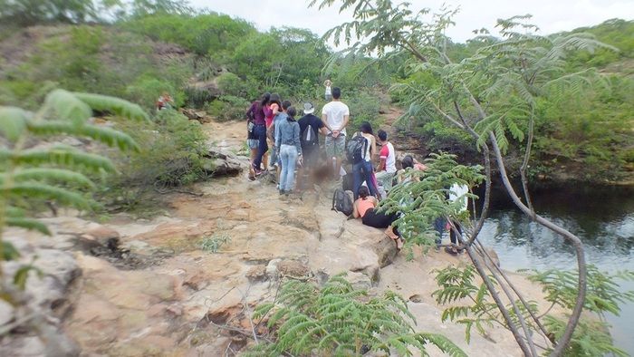 Alunos da UFPI visitam pinturas rupestres em Dom Expedito Lopes - Imagem 35