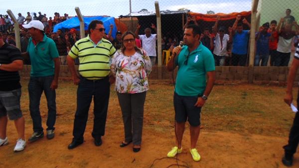 Com 5 gols Varjota vence na estreia do campeonato municipal 2016 - Imagem 13