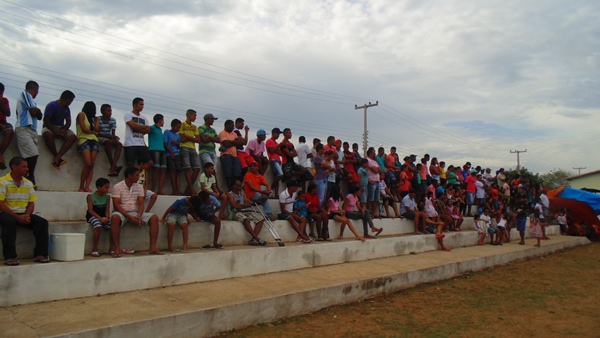 Com 5 gols Varjota vence na estreia do campeonato municipal 2016 - Imagem 18