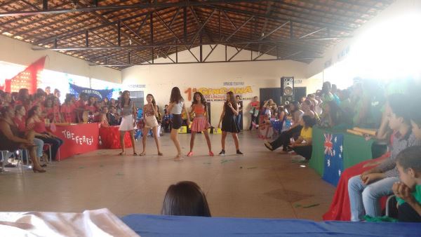 Escolas realizam atividades na semana da criança em Santo Inácio  - Imagem 12