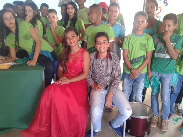 Escolas realizam atividades na semana da criança em Santo Inácio  - Imagem 31