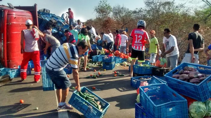 Acidente com vitima fatal entre Capitão de Campos e Cocal de Telha  - Imagem 4