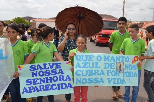 Comunidade católica acolhe a imagem de Nossa Senhora Aparecida. - Imagem 4