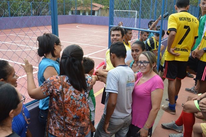 Escola da zona rural recebe uma Quadra de Esporte.  - Imagem 2