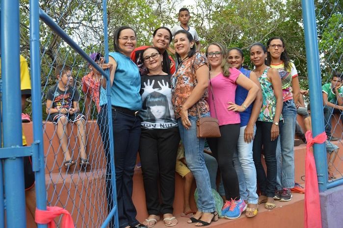 Escola da zona rural recebe uma Quadra de Esporte.  - Imagem 8