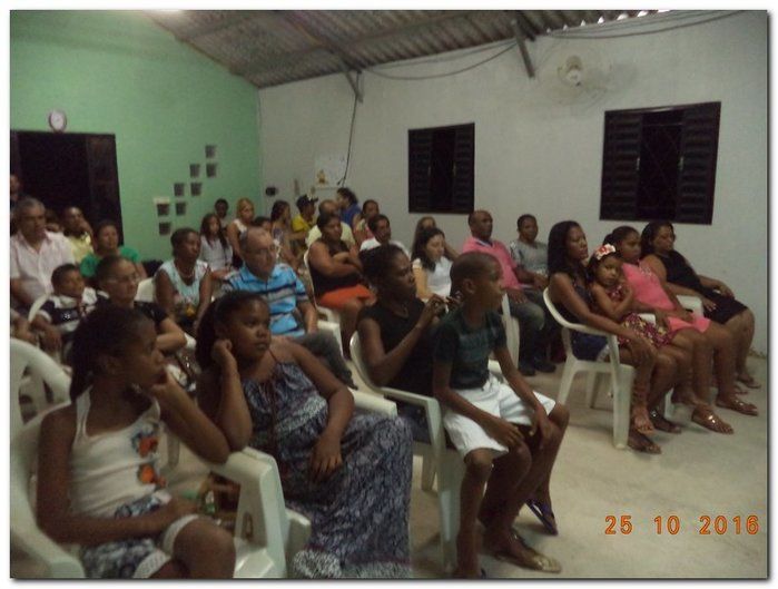 Cantor Elias se apresentou na Igreja Adventista do 7º Dia de Inhuma - Imagem 4