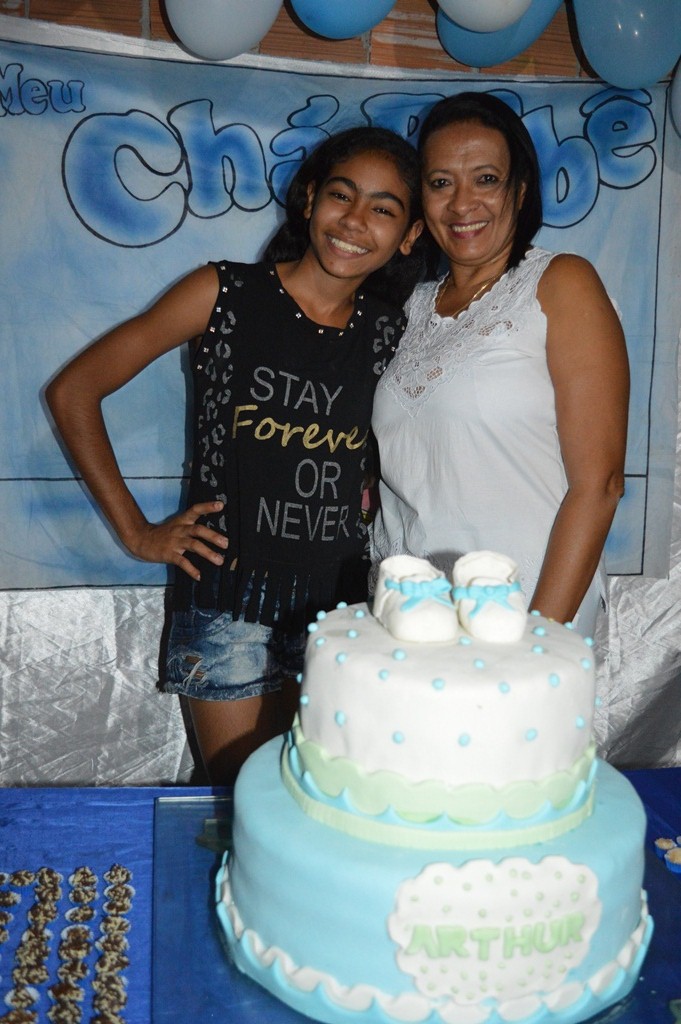 Jovem Uena realizou chá de bebê, e aguarda chegada do  Artur. - Imagem 8