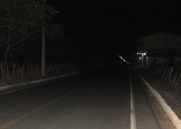 Lixo volta acumular e gera fedor e risco de doenças - Imagem 21