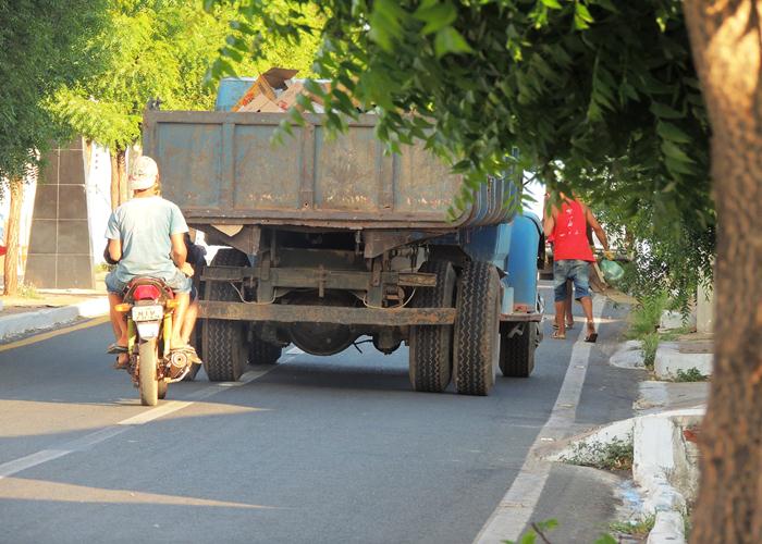 Coleta de lixo volta a funcionar em Pedro II - Imagem 3