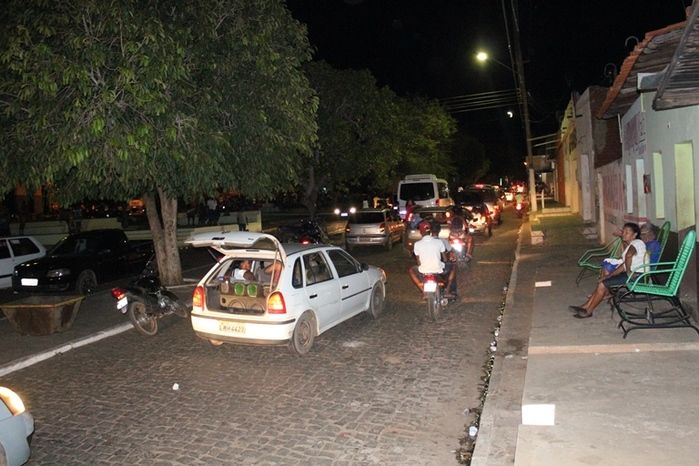 “De Mãos Dadas o Progresso Continua” - Imagem 1