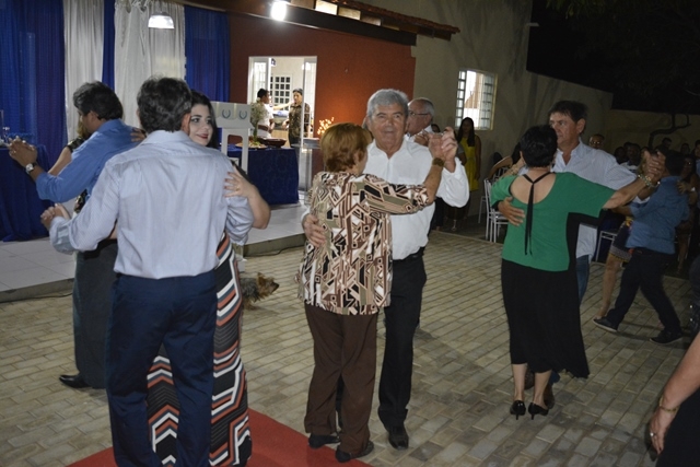 Carlos José e Francisca Iris celebram Bodas de Perola. Fotos  - Imagem 42